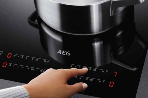 Bếp từ AEG IKB84431XB 4 vùng nấu